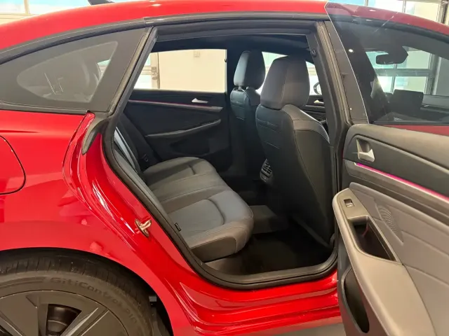 Volkswagen Lamando 2025 Lamando L 2.0T Base — Фото автомобиля 8