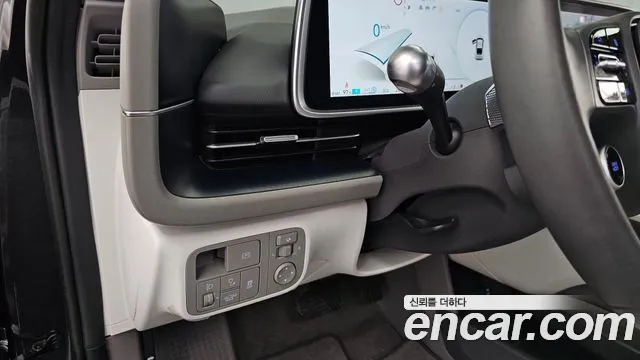 Hyundai Ioniq 6 — Фото автомобиля 30