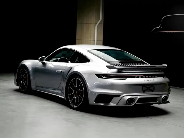 Porsche 911 — Фото автомобиля 6