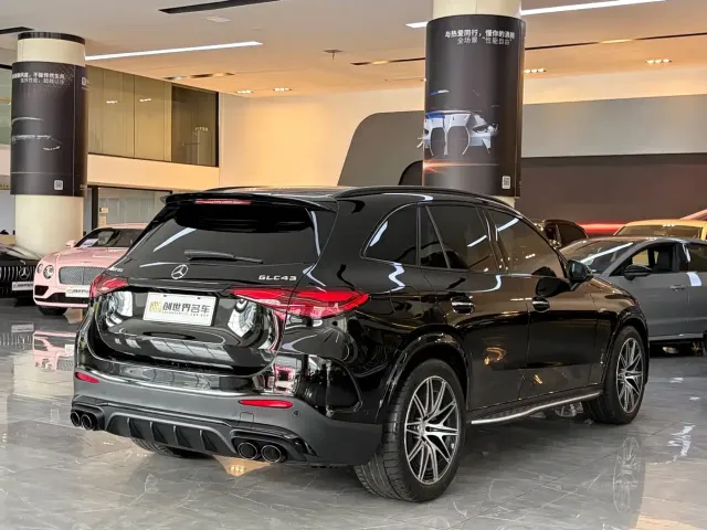 Mercedes-Benz Mercedes-Benz GLC AMG 2024 AMG GLC 43 4MATIC — Фото автомобиля 16