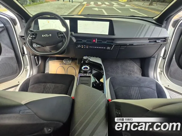 Kia EV6 — Фото автомобиля 9