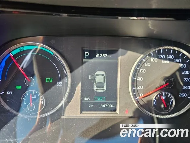 Kia K5 Prestige — Фото автомобиля 9