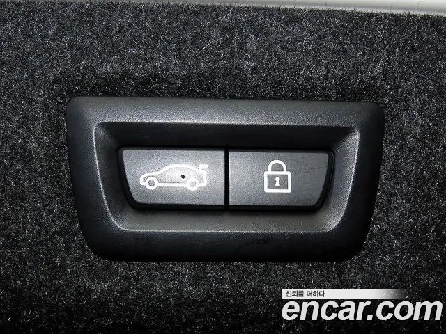 BMW 5 Series G30 — Фото автомобиля 17