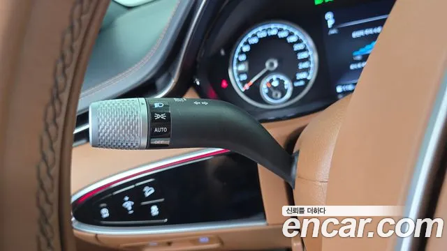 Genesis GV70 2.5T Бензин 2WD — Фото автомобиля 21