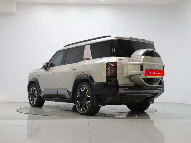 BYD FangChengBao Leopard 8 — Фото автомобиля 6