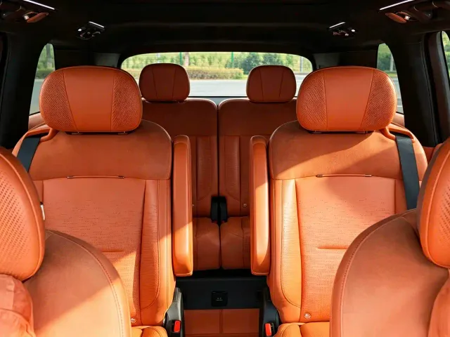 Lynk & Co 900 — Фото автомобиля 7