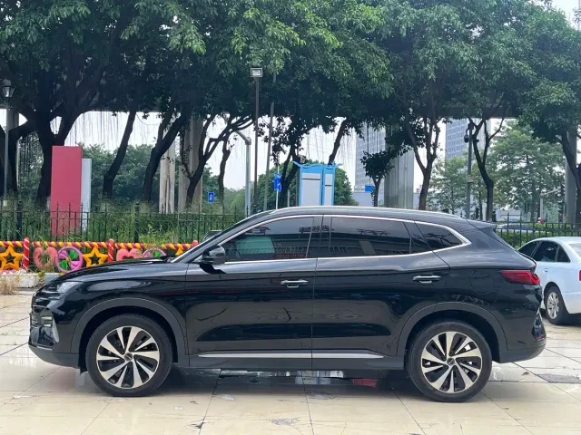 BYD Song PLUS — Фото автомобиля 7