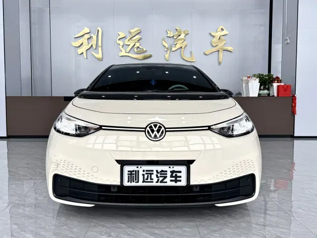 Volkswagen ID.3 — Фото автомобиля 2