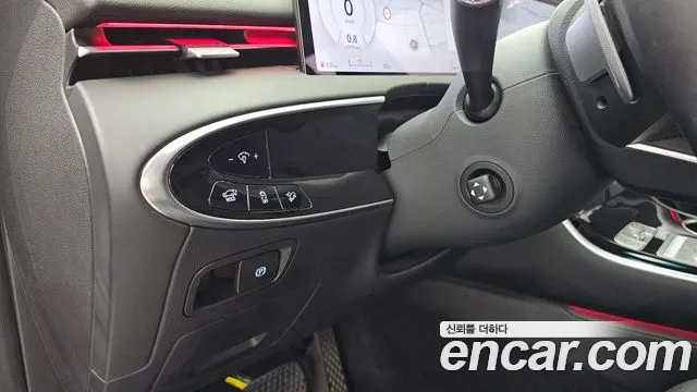 Genesis GV70 2.5T Бензин 2WD — Фото автомобиля 16