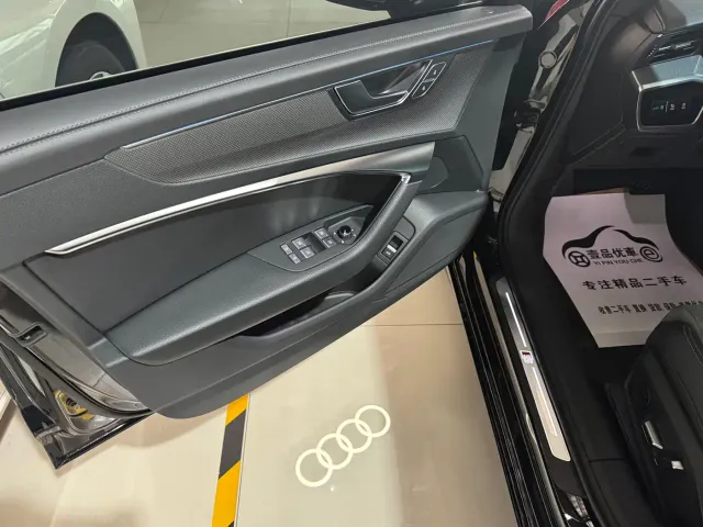 Audi A6L — Фото автомобиля 7