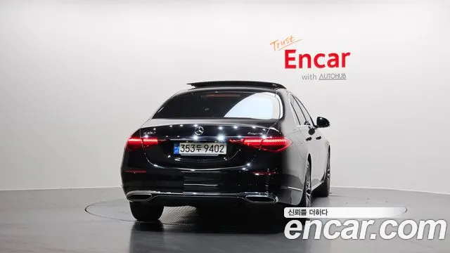 Mercedes-Benz S-Class — Фото автомобиля 4