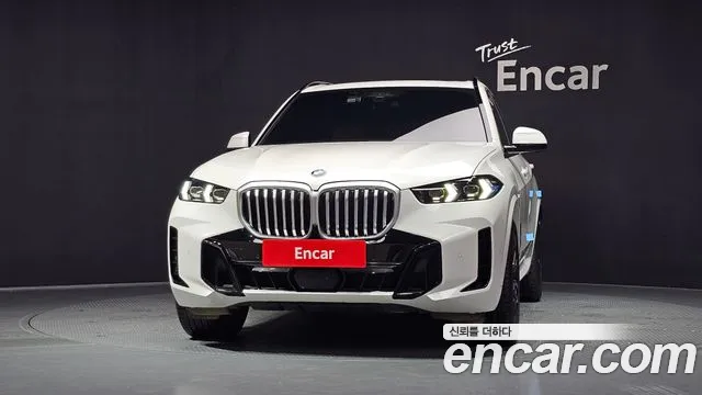 BMW X5 xDrive 40i M Sport — Фото автомобиля 3