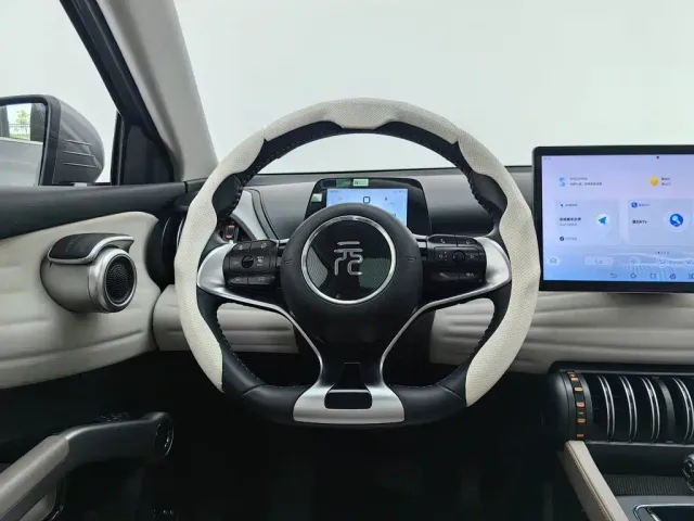 BYD Yuan PLUS — Фото автомобиля 11