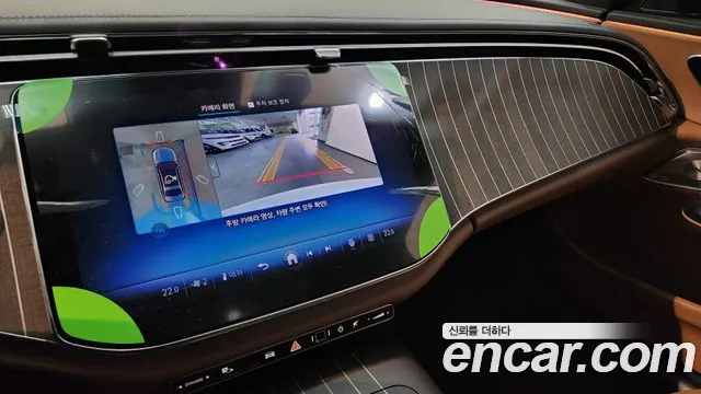Mercedes-Benz E-Class — Фото автомобиля 17