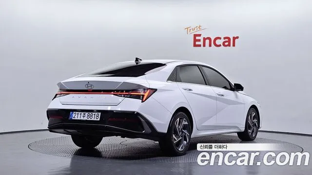 Hyundai Avante — Фото автомобиля 2