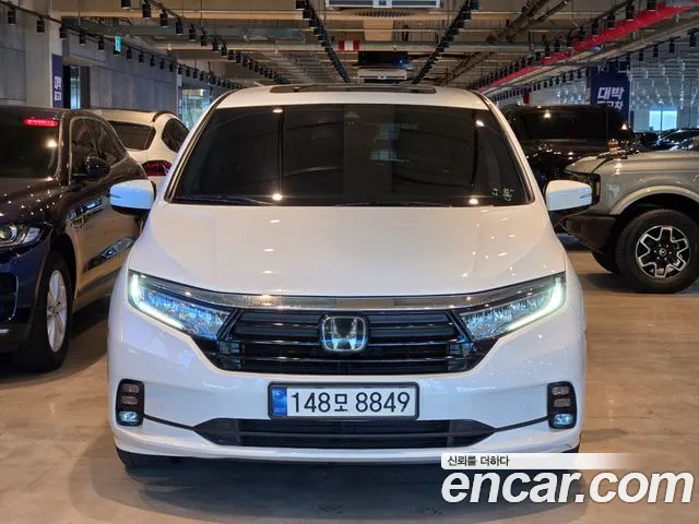 Honda Odyssey — Фото автомобиля 2