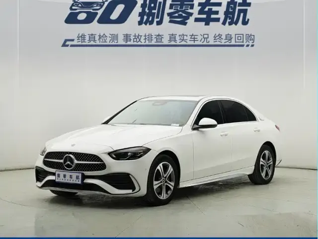 Фотография автомобиля — Mercedes-Benz C-Class