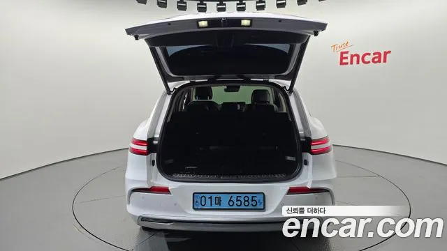 Genesis GV70 Electrified — Фото автомобиля 24
