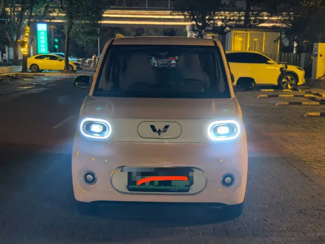 Wuling Hongguang Mini EV — Фото автомобиля 2