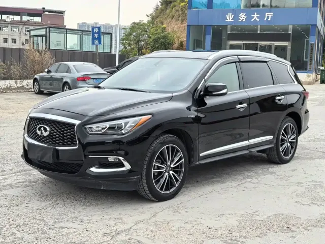 Фотография автомобиля — Infiniti QX60