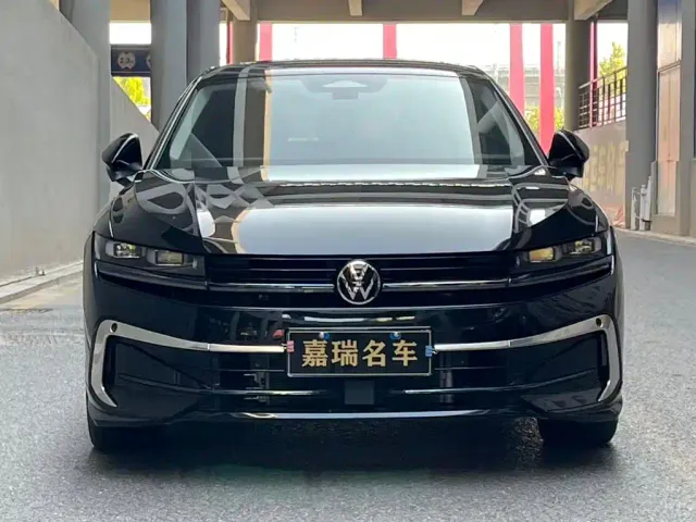 Volkswagen Magotan — Фото автомобиля 2