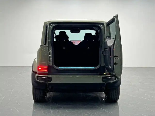 iCAR V23 — Фото автомобиля 9