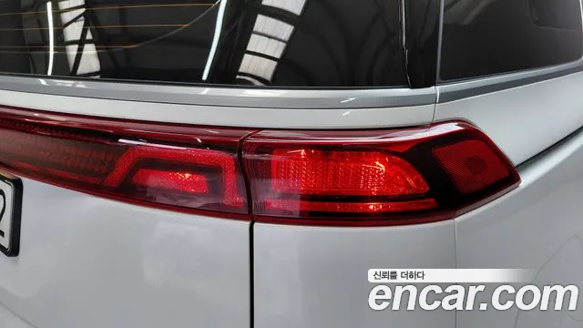 Kia Canival Carnival 4 поколение Бензин 11 мест Prestige — Фото автомобиля 23