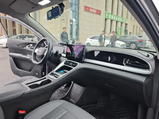 Geely Starry Wish — Фото автомобиля 15