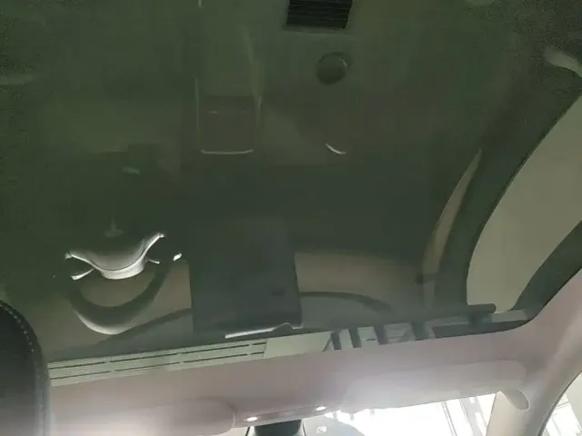 Tesla Model Y 2022 Facelift Rear-Wheel Drive Version — Фото автомобиля 17