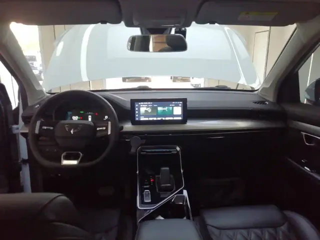 Wuling Asta — Фото автомобиля 9