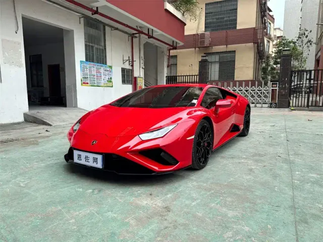 Фотография автомобиля — Lamborghini Huracan