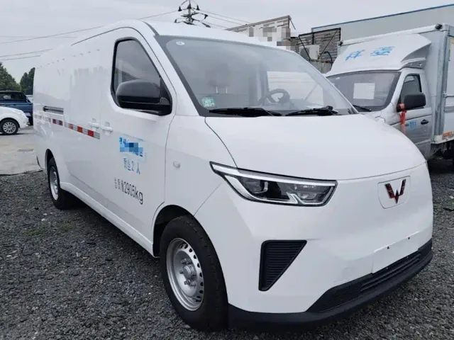 Wuling Yangguang — Фото автомобиля 21