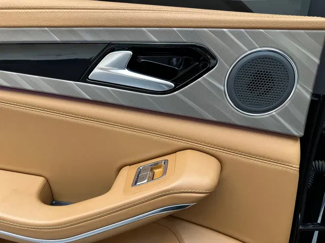 Hongqi H9 — Фото автомобиля 27