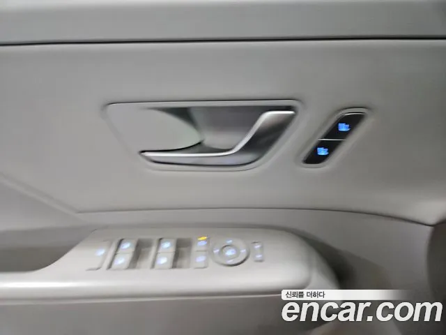 Hyundai Kona SX2 — Фото автомобиля 16