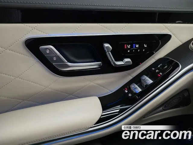 Mercedes-Benz S-Class — Фото автомобиля 12