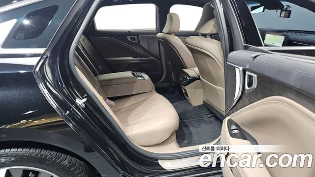 Kia K8 Hybrid — Фото автомобиля 17