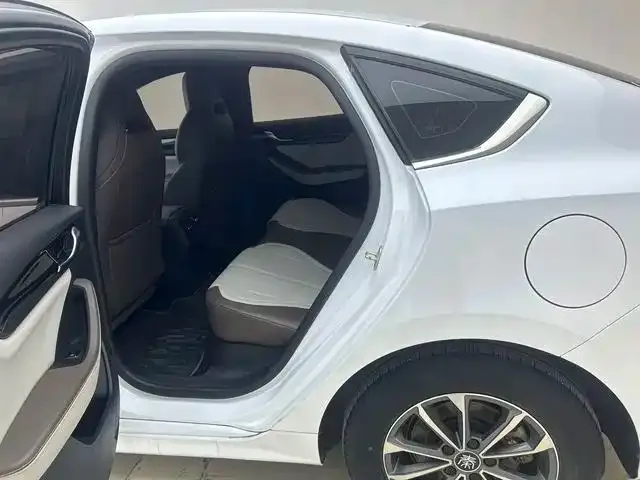 BYD Qin PLUS — Фото автомобиля 16
