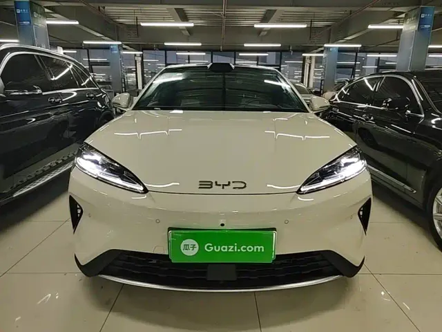 BYD Seal 07 DM-i — Фото автомобиля 2