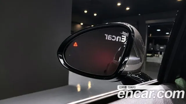 Genesis G90 Бензин 3.5 турбо AWD — Фото автомобиля 12