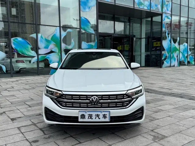 Volkswagen Sagitar — Фото автомобиля 2