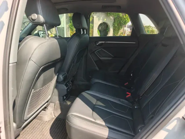 Audi Q3 — Фото автомобиля 4