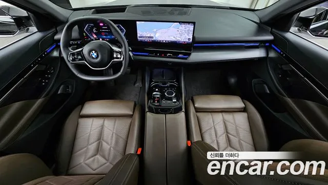 BMW 5-Series — Фото автомобиля 6
