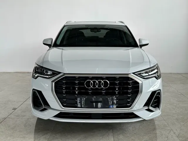 Audi Q3 — Фото автомобиля 2