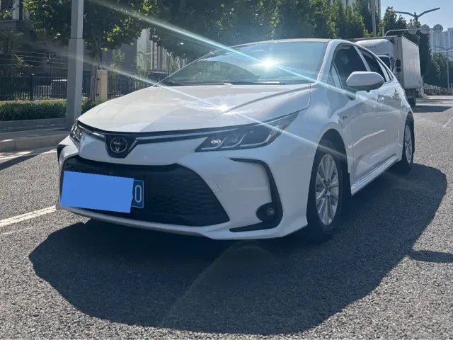 Фотография автомобиля — Toyota Corolla