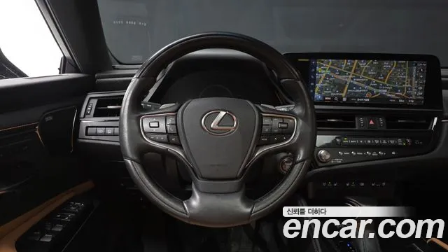 Lexus ES 7th Gen — Фото автомобиля 20