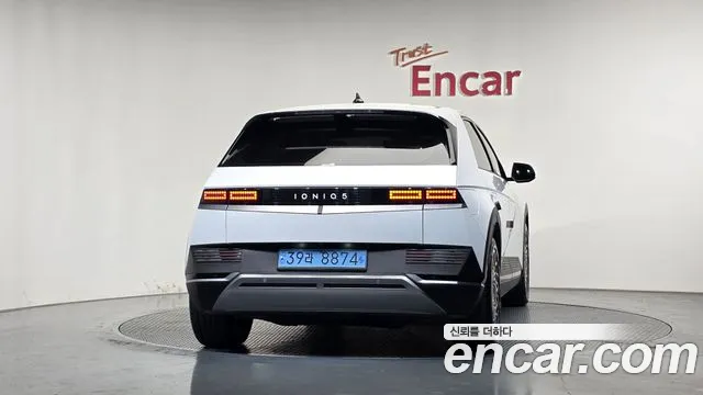 Hyundai Ioniq 5 — Фото автомобиля 4