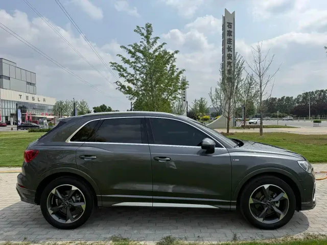 Audi Q3 — Фото автомобиля 7