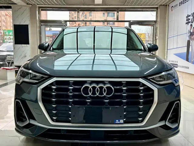 Audi Q3 — Фото автомобиля 2