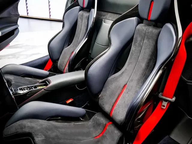 Ferrari SF90 — Фото автомобиля 18