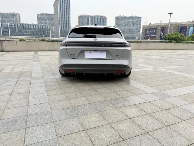 Nio ET5 Touring — Фото автомобиля 6